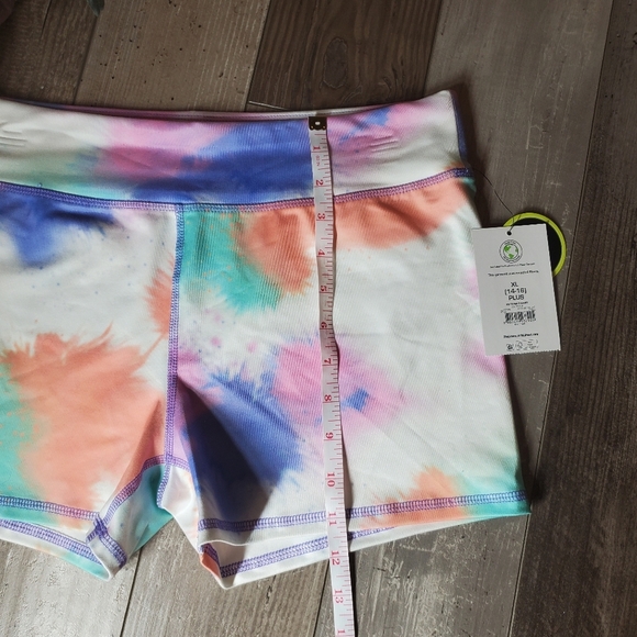 NWT Athletic Works Girls Active Tumble Short Size XL 14/16 Multicolor Tie-Dye - Picture 10 of 13